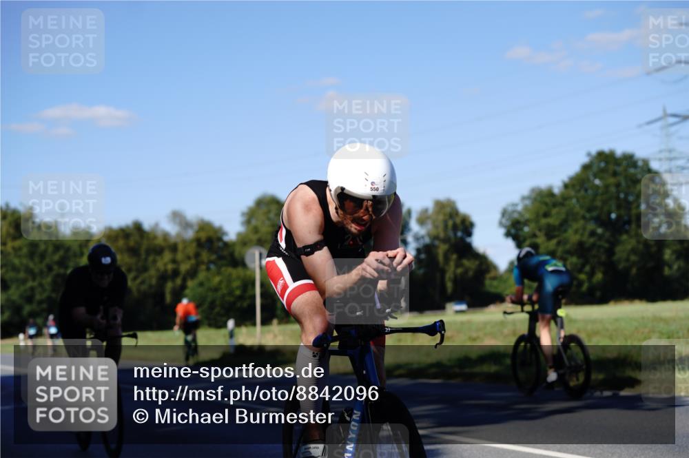 07.09.2025 - 19. Norderstedt Triathlon Michael Burmester http://msf.ph/oto/8842096 07.09.2025 15:41:21 Radfahren 362, 396, 550, 864, 1413 meine-sportfotos.de