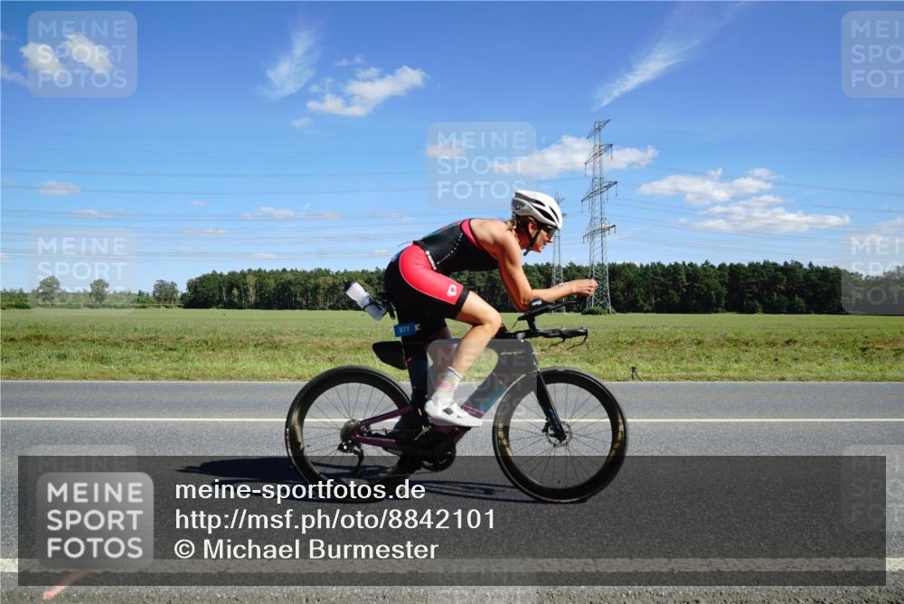07.09.2025 - 19. Norderstedt Triathlon Michael Burmester http://msf.ph/oto/8842101 07.09.2025 14:35:04 Radfahren 377, 1497 meine-sportfotos.de