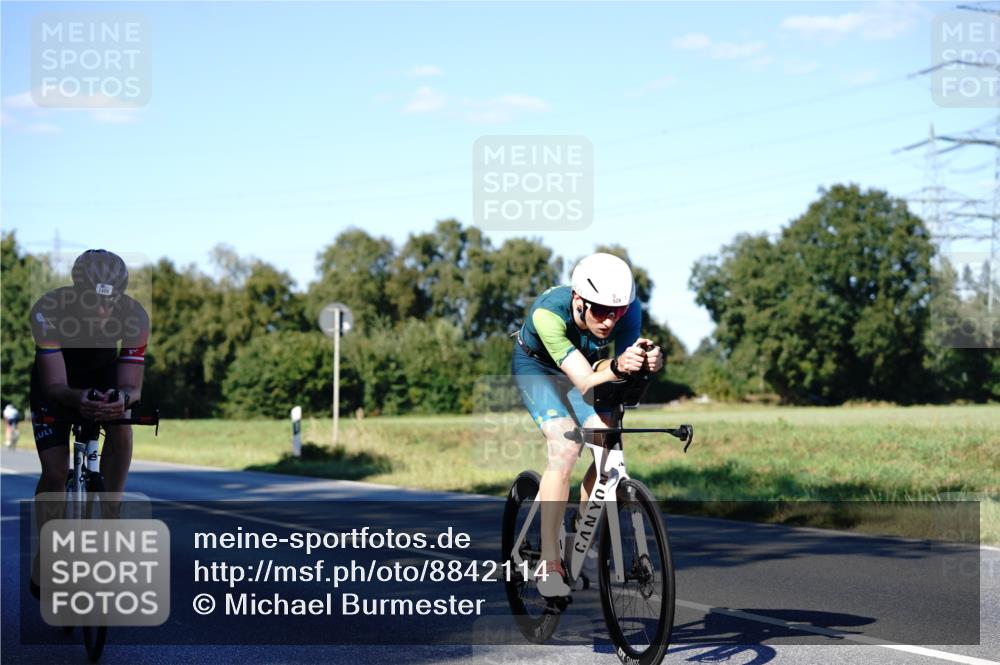 07.09.2025 - 19. Norderstedt Triathlon Michael Burmester http://msf.ph/oto/8842114 07.09.2025 15:41:39 Radfahren 528, 1409, 1545 meine-sportfotos.de