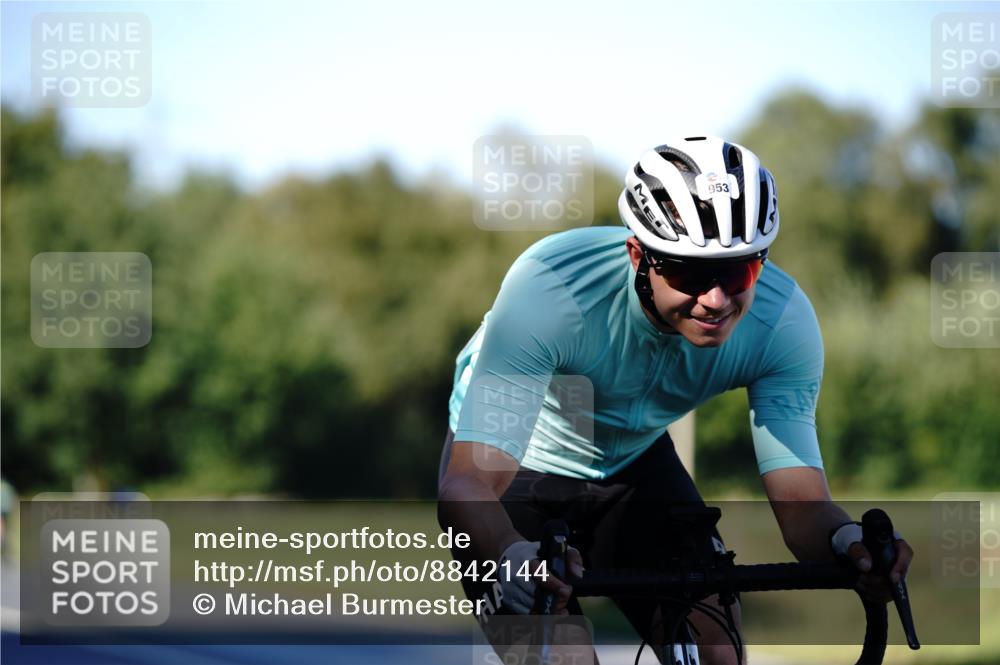 07.09.2025 - 19. Norderstedt Triathlon Michael Burmester http://msf.ph/oto/8842144 07.09.2025 15:42:35 Radfahren 515, 520, 953 meine-sportfotos.de