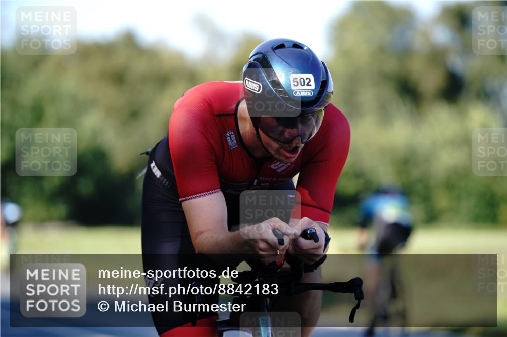 07.09.2025 - 19. Norderstedt Triathlon Michael Burmester http://msf.ph/oto/8842183 07.09.2025 15:43:02 Radfahren 496, 497, 502, 1528 meine-sportfotos.de