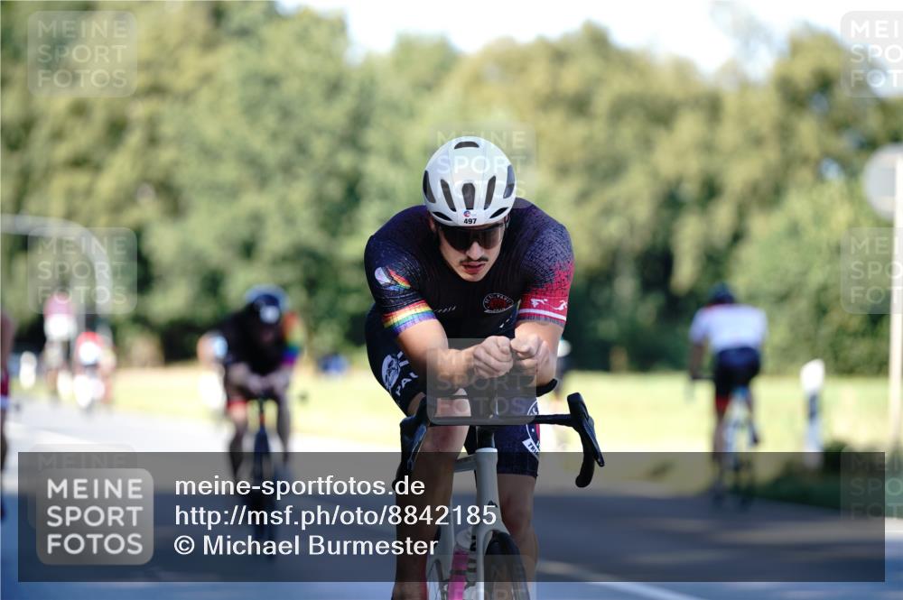 07.09.2025 - 19. Norderstedt Triathlon Michael Burmester http://msf.ph/oto/8842185 07.09.2025 15:43:04 Radfahren 496, 497, 502, 1528 meine-sportfotos.de