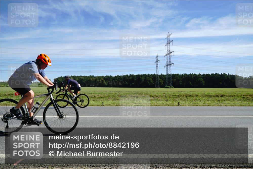 07.09.2025 - 19. Norderstedt Triathlon Michael Burmester http://msf.ph/oto/8842196 07.09.2025 12:28:41 Radfahren 217, 776 meine-sportfotos.de