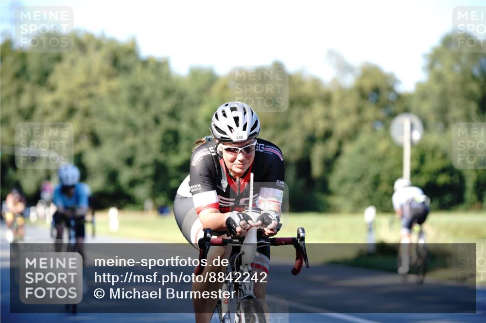 07.09.2025 - 19. Norderstedt Triathlon Michael Burmester http://msf.ph/oto/8842242 07.09.2025 15:43:40 Radfahren 407, 445, 1433, 1523 meine-sportfotos.de