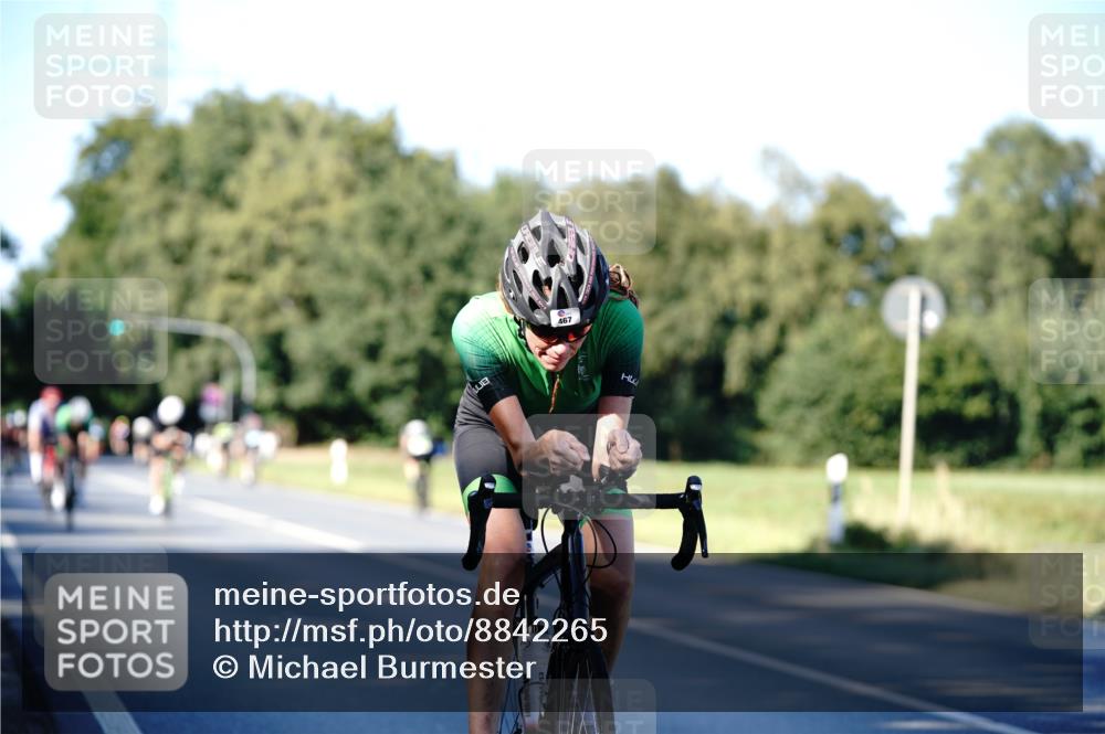 07.09.2025 - 19. Norderstedt Triathlon Michael Burmester http://msf.ph/oto/8842265 07.09.2025 15:44:14 Radfahren 467, 525, 866, 1495 meine-sportfotos.de