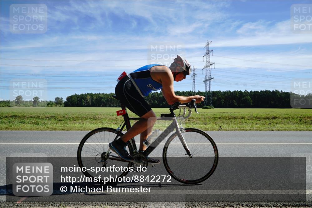 07.09.2025 - 19. Norderstedt Triathlon Michael Burmester http://msf.ph/oto/8842272 07.09.2025 12:29:20 Radfahren 161, 266, 750, 1251 meine-sportfotos.de