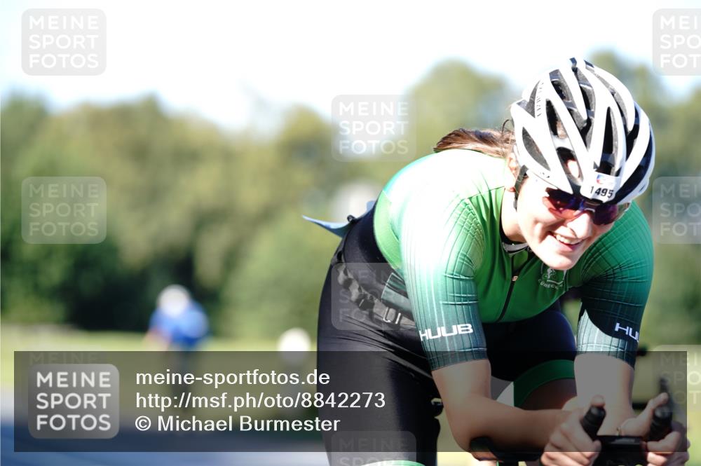07.09.2025 - 19. Norderstedt Triathlon Michael Burmester http://msf.ph/oto/8842273 07.09.2025 15:44:18 Radfahren 542, 866, 884, 936, 1495 meine-sportfotos.de