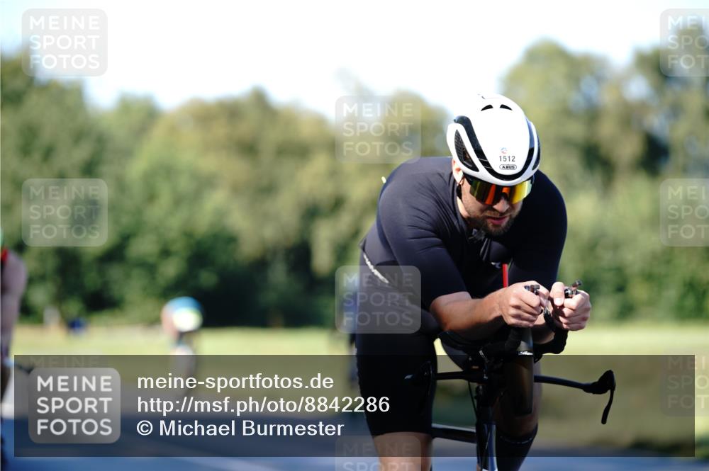 07.09.2025 - 19. Norderstedt Triathlon Michael Burmester http://msf.ph/oto/8842286 07.09.2025 15:44:30 Radfahren 492, 945, 1512 meine-sportfotos.de