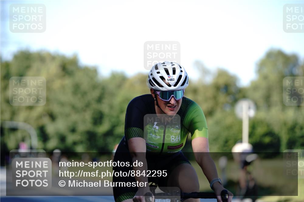 07.09.2025 - 19. Norderstedt Triathlon Michael Burmester http://msf.ph/oto/8842295 07.09.2025 15:44:35 Radfahren 401, 1482 meine-sportfotos.de