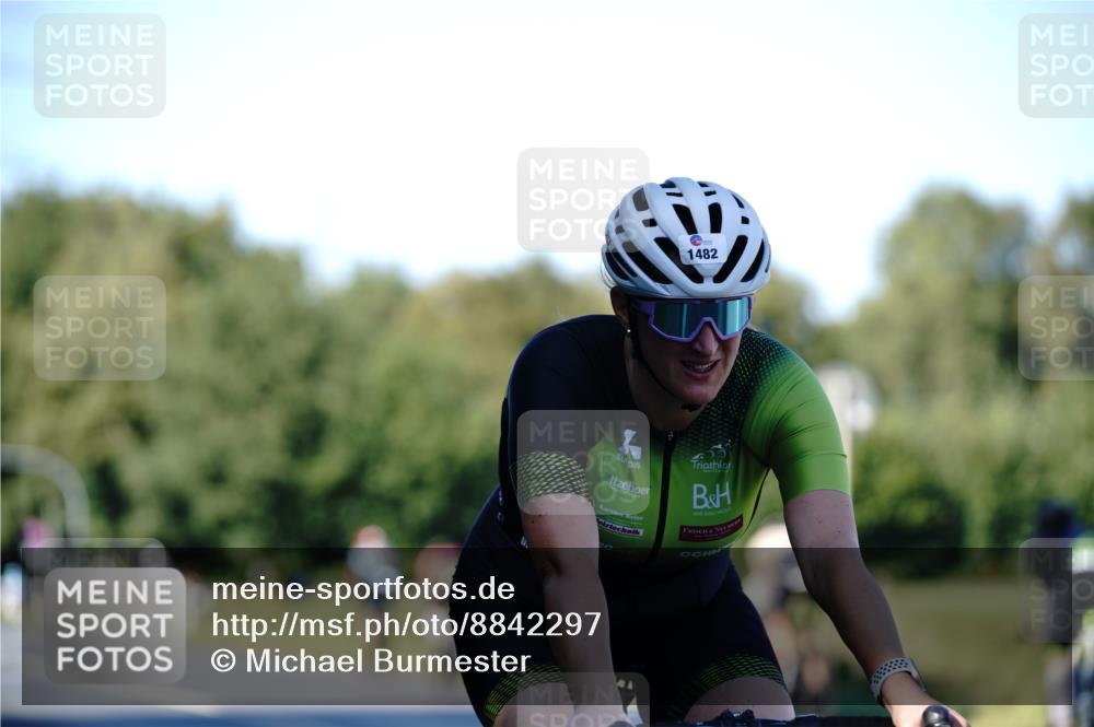 07.09.2025 - 19. Norderstedt Triathlon Michael Burmester http://msf.ph/oto/8842297 07.09.2025 15:44:35 Radfahren 401, 1482 meine-sportfotos.de