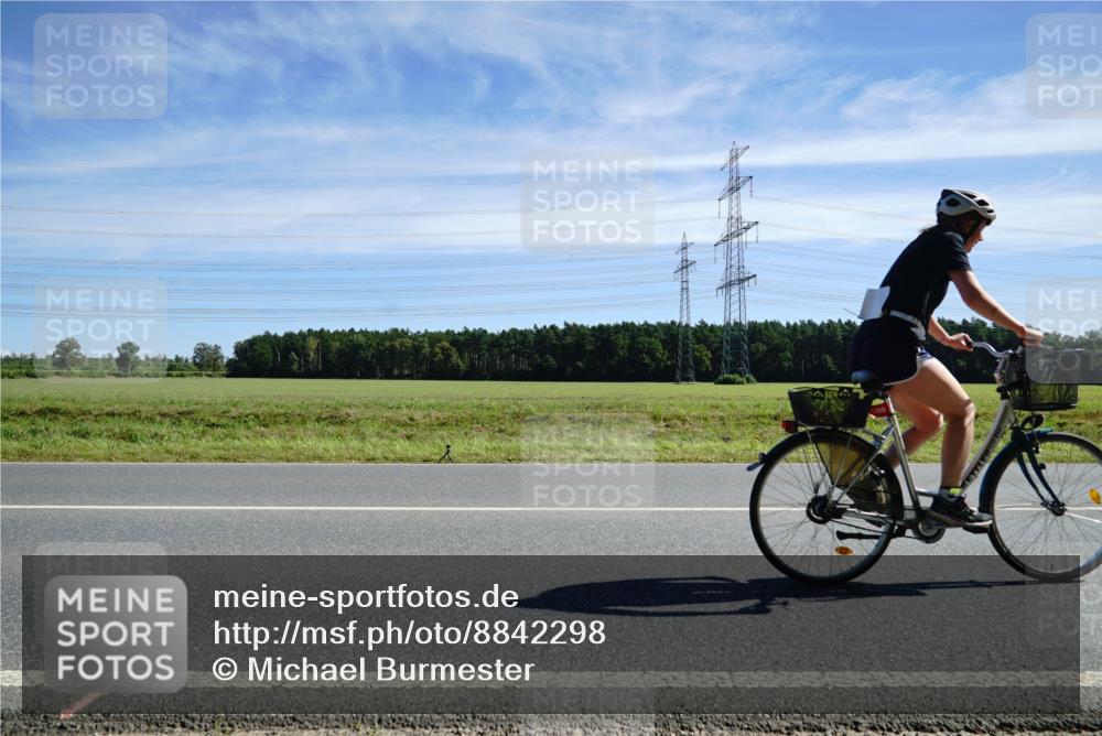 07.09.2025 - 19. Norderstedt Triathlon Michael Burmester http://msf.ph/oto/8842298 07.09.2025 12:29:29 Radfahren 1260 meine-sportfotos.de