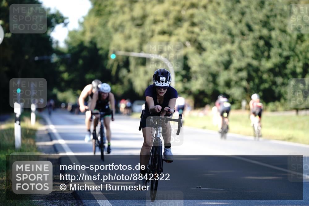 07.09.2025 - 19. Norderstedt Triathlon Michael Burmester http://msf.ph/oto/8842322 07.09.2025 15:46:24 Radfahren 518, 875, 912, 1407, 1533 meine-sportfotos.de