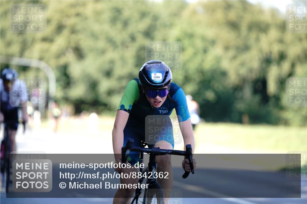 07.09.2025 - 19. Norderstedt Triathlon Michael Burmester http://msf.ph/oto/8842362 07.09.2025 15:46:58 Radfahren 943, 1080, 1529 meine-sportfotos.de