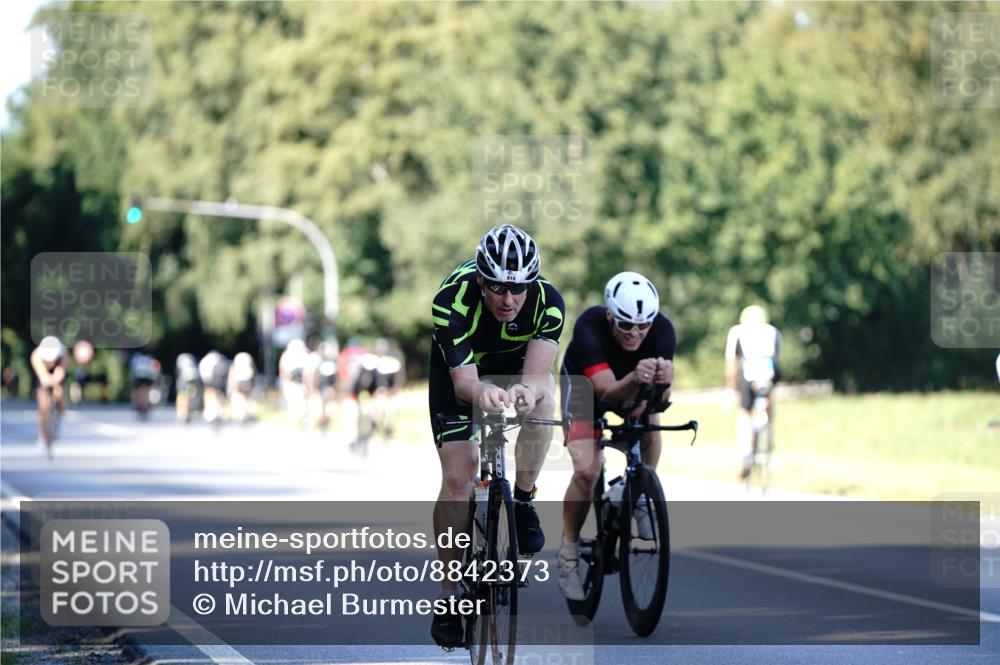 07.09.2025 - 19. Norderstedt Triathlon Michael Burmester http://msf.ph/oto/8842373 07.09.2025 15:47:13 Radfahren 543, 915, 1538 meine-sportfotos.de