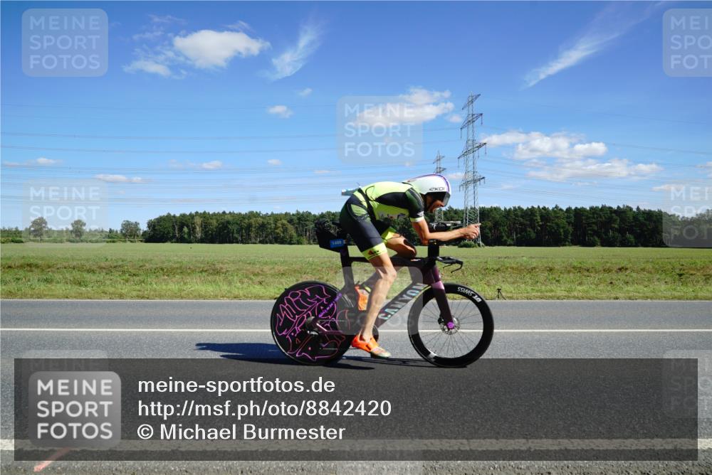 07.09.2025 - 19. Norderstedt Triathlon Michael Burmester http://msf.ph/oto/8842420 07.09.2025 14:37:24 Radfahren 363, 469, 475, 1453, 1469, 1470, 1489 meine-sportfotos.de