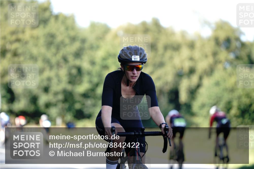 07.09.2025 - 19. Norderstedt Triathlon Michael Burmester http://msf.ph/oto/8842422 07.09.2025 15:47:44 Radfahren 532, 927, 941, 1415, 1419, 1544 meine-sportfotos.de