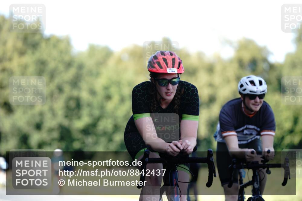 07.09.2025 - 19. Norderstedt Triathlon Michael Burmester http://msf.ph/oto/8842437 07.09.2025 15:47:59 Radfahren 414, 1082, 1473 meine-sportfotos.de