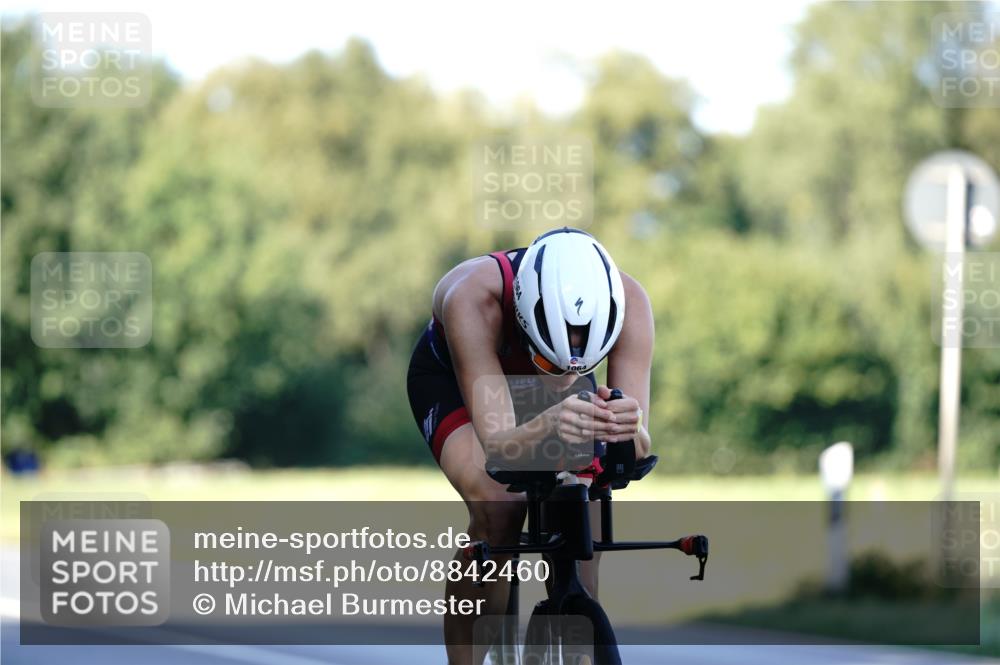 07.09.2025 - 19. Norderstedt Triathlon Michael Burmester http://msf.ph/oto/8842460 07.09.2025 15:48:20 Radfahren 1064 meine-sportfotos.de