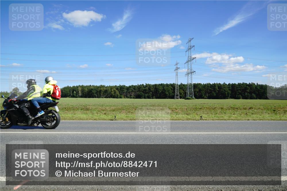 07.09.2025 - 19. Norderstedt Triathlon Michael Burmester http://msf.ph/oto/8842471 07.09.2025 14:37:39 Radfahren  meine-sportfotos.de