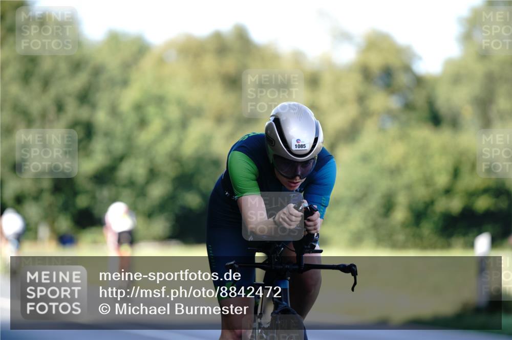 07.09.2025 - 19. Norderstedt Triathlon Michael Burmester http://msf.ph/oto/8842472 07.09.2025 15:48:32 Radfahren 1085 meine-sportfotos.de