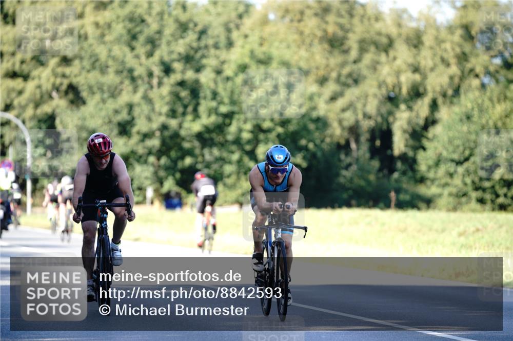 07.09.2025 - 19. Norderstedt Triathlon Michael Burmester http://msf.ph/oto/8842593 07.09.2025 15:50:13 Radfahren 403, 893, 894, 1526, 1626 meine-sportfotos.de