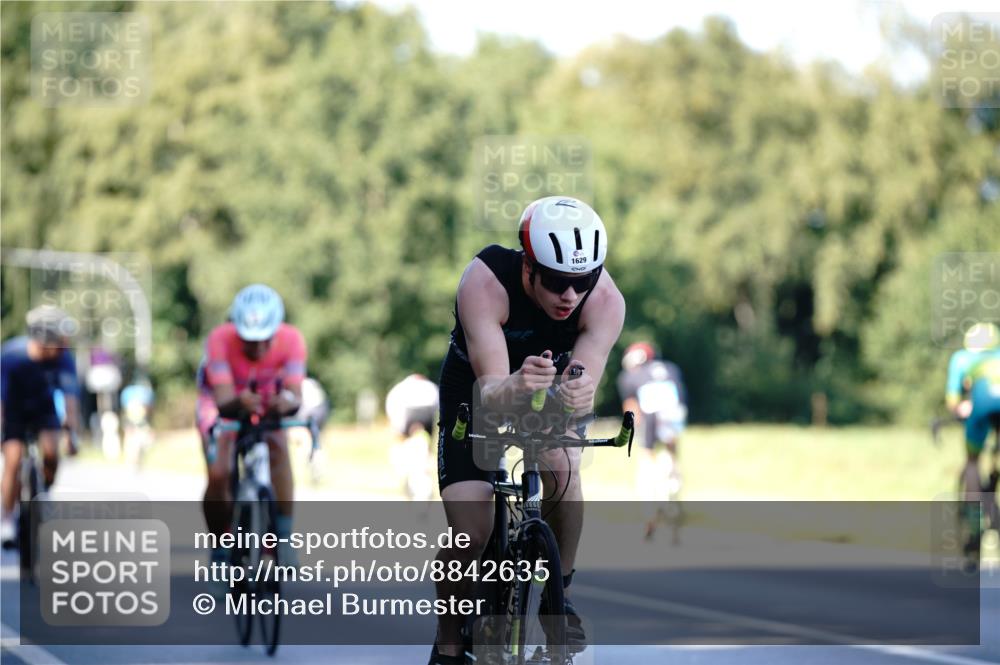 07.09.2025 - 19. Norderstedt Triathlon Michael Burmester http://msf.ph/oto/8842635 07.09.2025 15:50:28 Radfahren 371, 868, 897, 947, 1522, 1552, 1629 meine-sportfotos.de