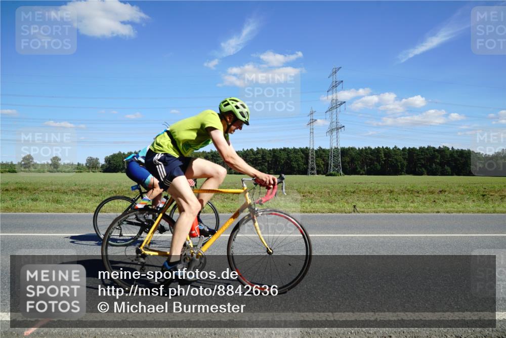 07.09.2025 - 19. Norderstedt Triathlon Michael Burmester http://msf.ph/oto/8842636 07.09.2025 14:38:55 Radfahren 407, 1466 meine-sportfotos.de