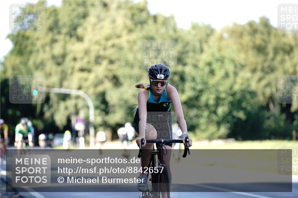 07.09.2025 - 19. Norderstedt Triathlon Michael Burmester http://msf.ph/oto/8842657 07.09.2025 15:50:37 Radfahren 913, 1089 meine-sportfotos.de