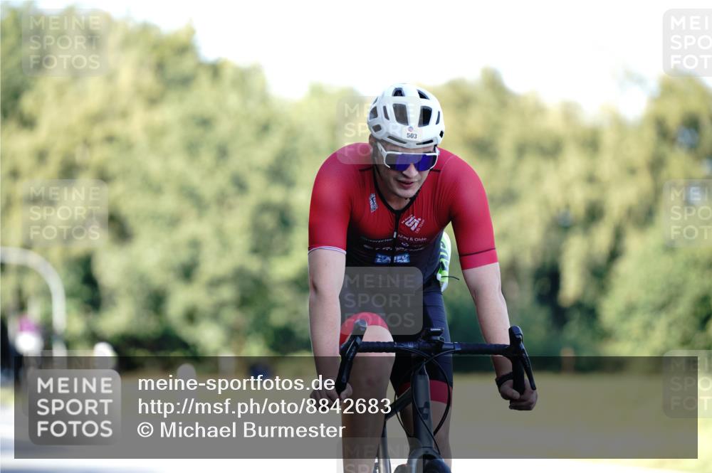 07.09.2025 - 19. Norderstedt Triathlon Michael Burmester http://msf.ph/oto/8842683 07.09.2025 15:50:45 Radfahren 466, 503, 539, 935, 1069 meine-sportfotos.de