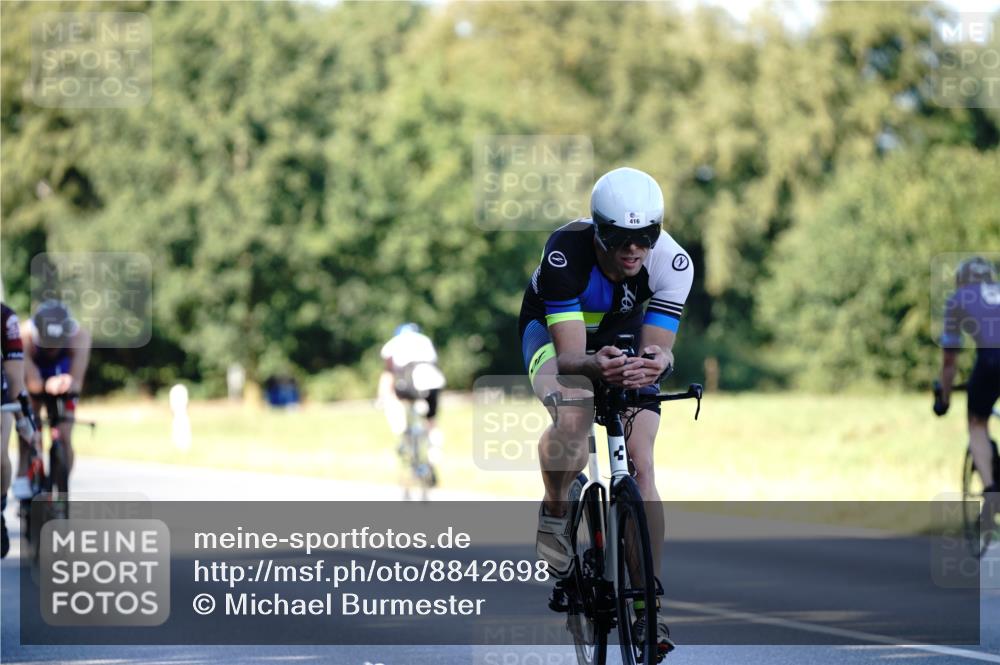 07.09.2025 - 19. Norderstedt Triathlon Michael Burmester http://msf.ph/oto/8842698 07.09.2025 15:50:49 Radfahren 416, 437, 503, 539, 1600 meine-sportfotos.de