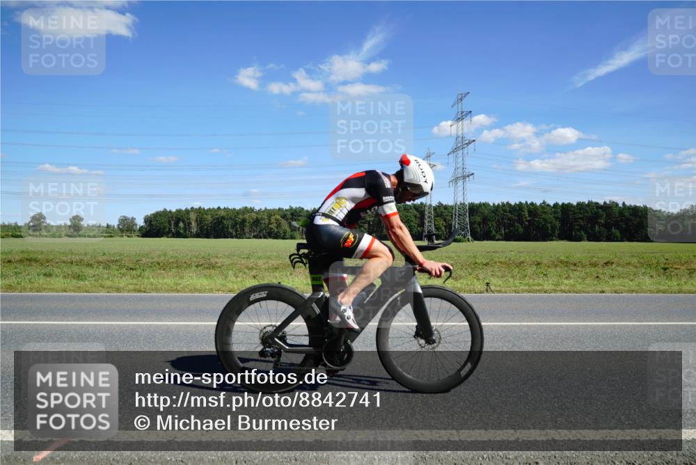 07.09.2025 - 19. Norderstedt Triathlon Michael Burmester http://msf.ph/oto/8842741 07.09.2025 14:40:02 Radfahren 428, 982 meine-sportfotos.de