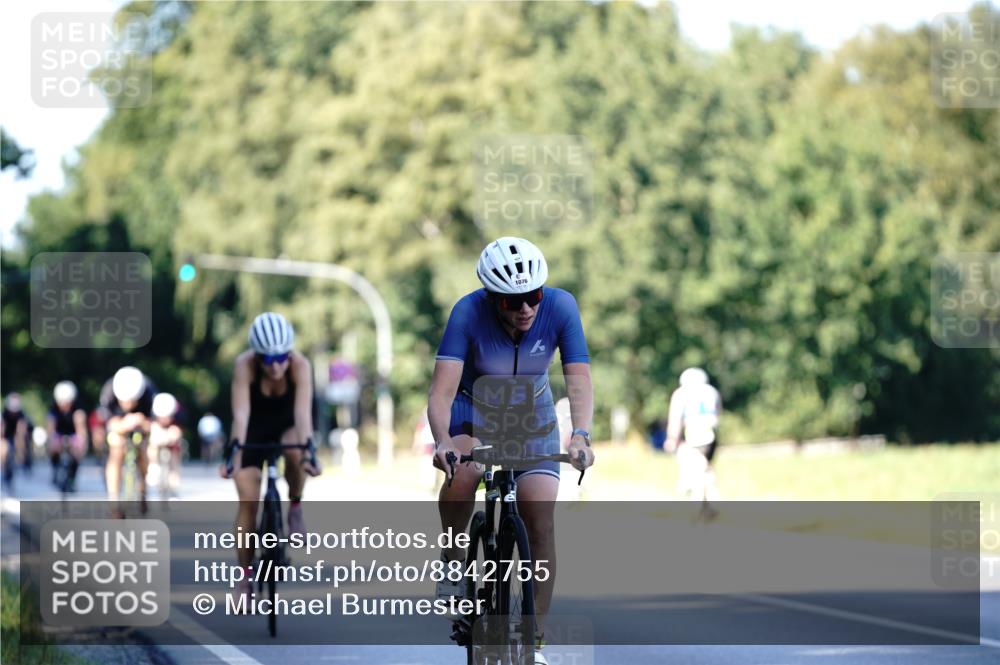 07.09.2025 - 19. Norderstedt Triathlon Michael Burmester http://msf.ph/oto/8842755 07.09.2025 15:51:17 Radfahren 940, 1076, 1513, 1604 meine-sportfotos.de
