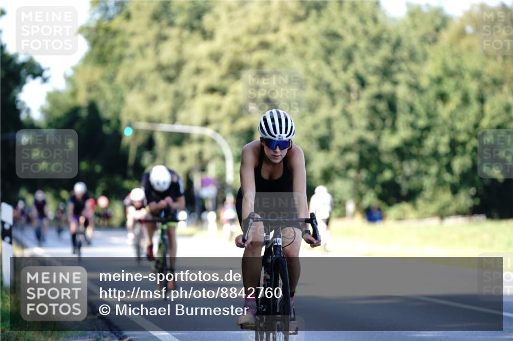 07.09.2025 - 19. Norderstedt Triathlon Michael Burmester http://msf.ph/oto/8842760 07.09.2025 15:51:18 Radfahren 940, 1076, 1513, 1606 meine-sportfotos.de