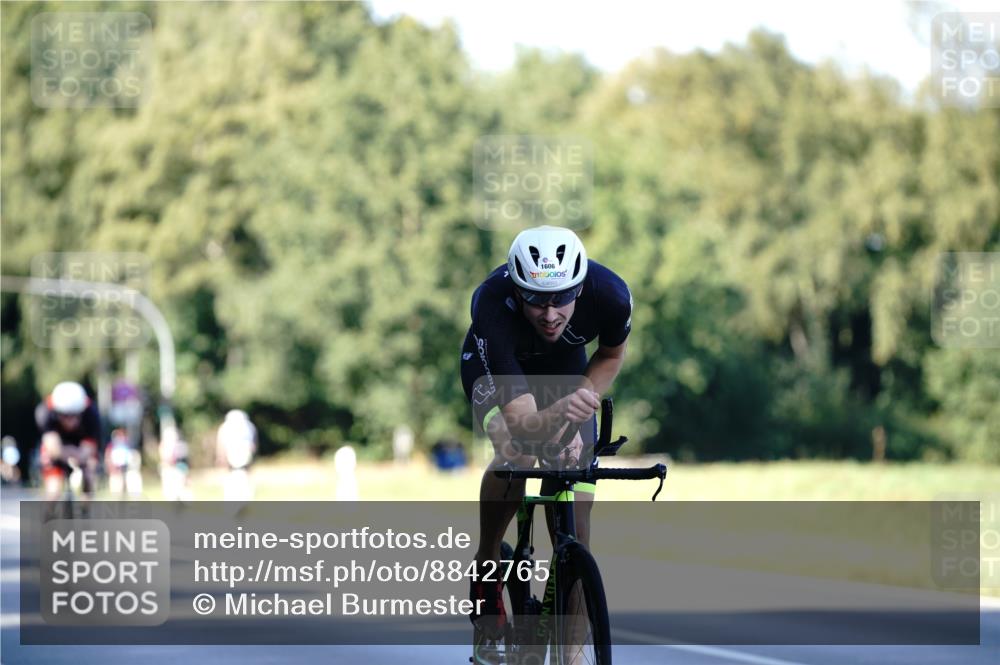 07.09.2025 - 19. Norderstedt Triathlon Michael Burmester http://msf.ph/oto/8842765 07.09.2025 15:51:20 Radfahren 523, 940, 1076, 1606 meine-sportfotos.de