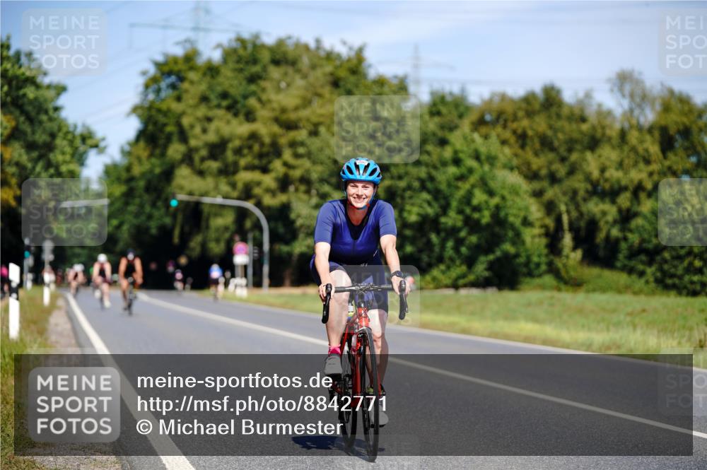 07.09.2025 - 19. Norderstedt Triathlon Michael Burmester http://msf.ph/oto/8842771 07.09.2025 12:56:32 Radfahren 342, 1345 meine-sportfotos.de