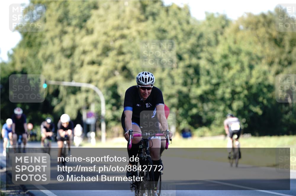 07.09.2025 - 19. Norderstedt Triathlon Michael Burmester http://msf.ph/oto/8842772 07.09.2025 15:51:24 Radfahren 523, 1067, 1509, 1571, 1606 meine-sportfotos.de