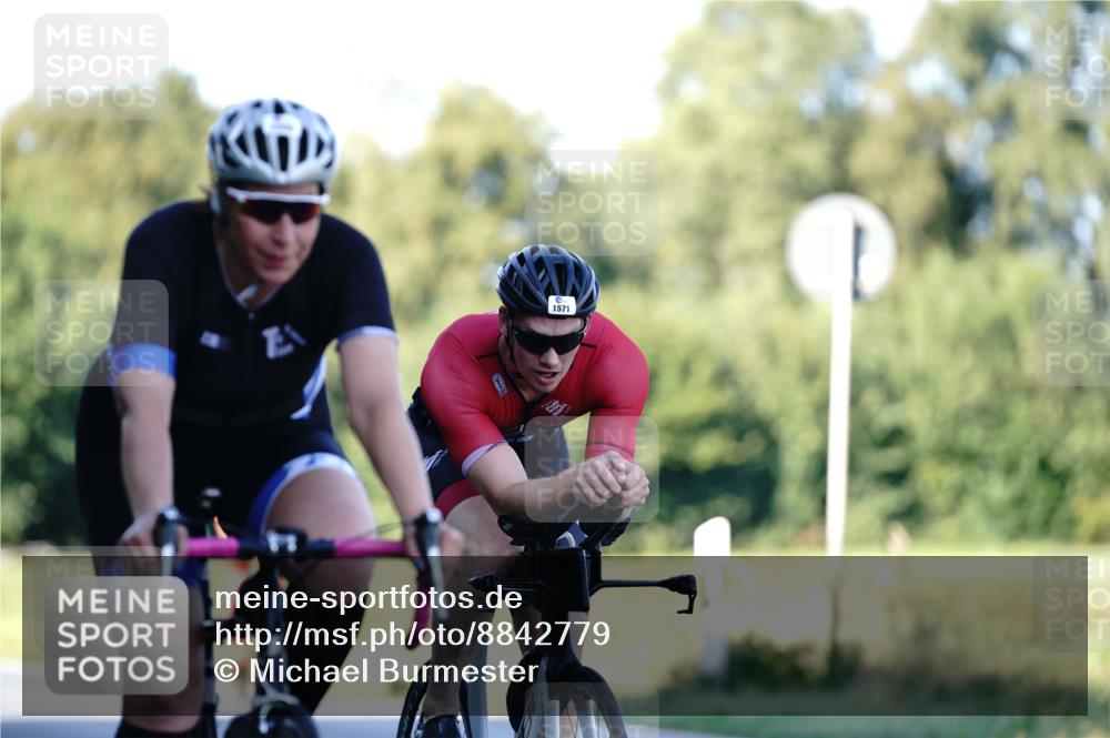 07.09.2025 - 19. Norderstedt Triathlon Michael Burmester http://msf.ph/oto/8842779 07.09.2025 15:51:25 Radfahren 523, 540, 1067, 1509, 1571 meine-sportfotos.de