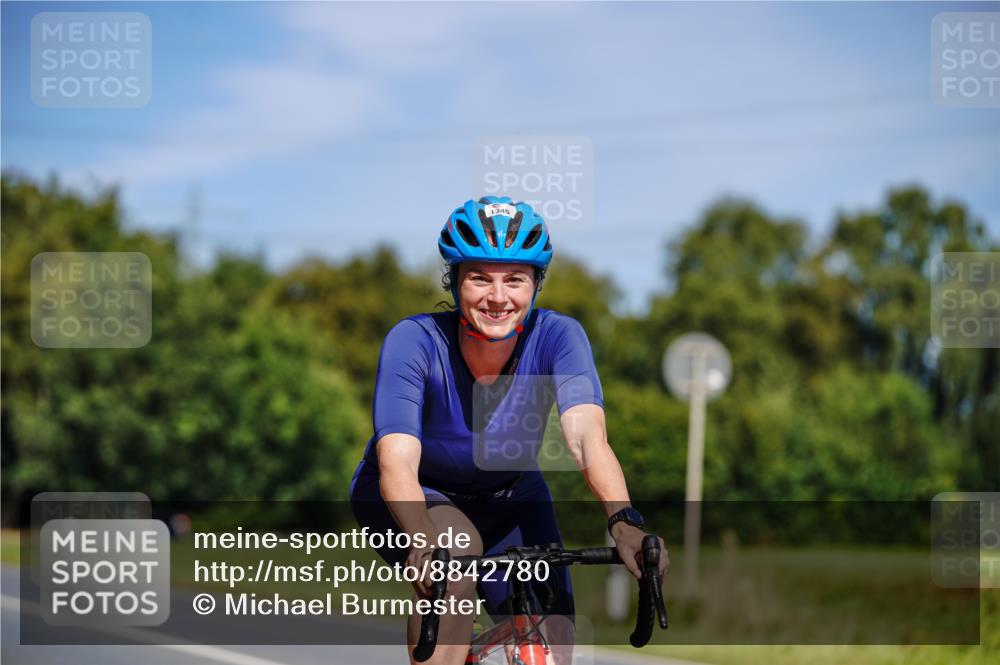 07.09.2025 - 19. Norderstedt Triathlon Michael Burmester http://msf.ph/oto/8842780 07.09.2025 12:56:33 Radfahren 342, 1345 meine-sportfotos.de