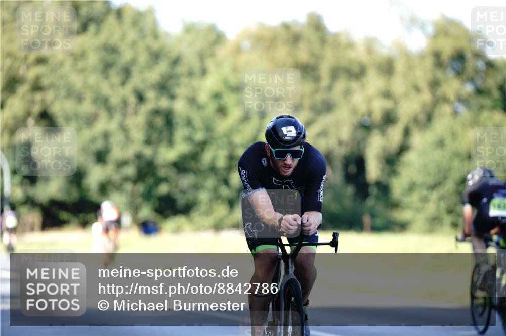 07.09.2025 - 19. Norderstedt Triathlon Michael Burmester http://msf.ph/oto/8842786 07.09.2025 15:51:28 Radfahren 540, 1067, 1418, 1454, 1509, 1571 meine-sportfotos.de