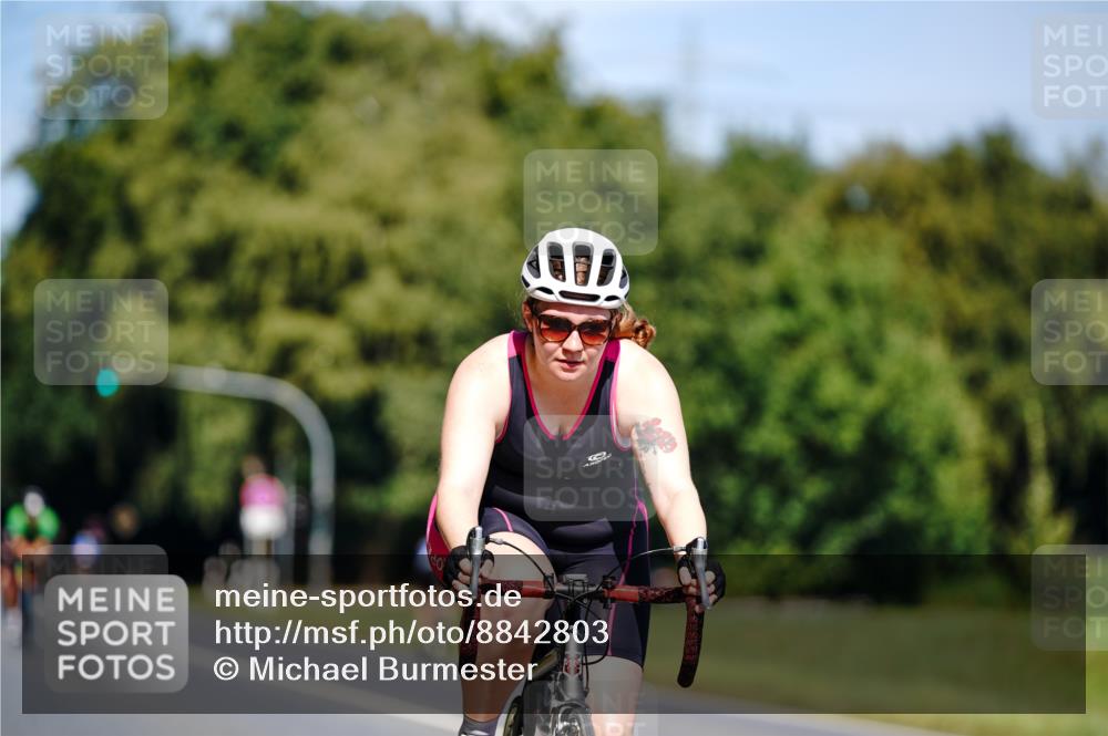 07.09.2025 - 19. Norderstedt Triathlon Michael Burmester http://msf.ph/oto/8842803 07.09.2025 12:56:42 Radfahren 159, 316 meine-sportfotos.de