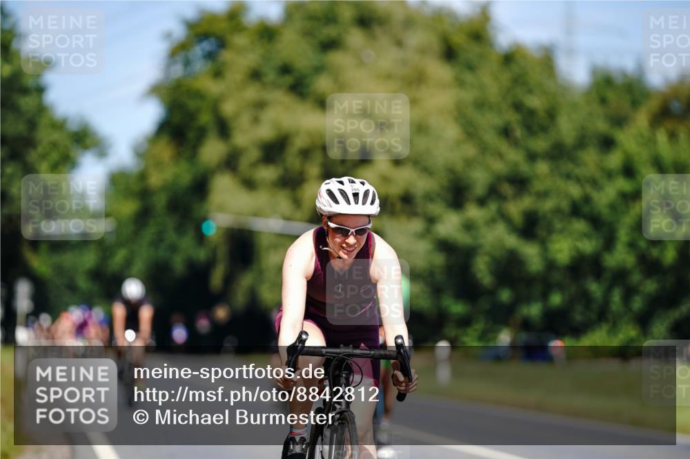 07.09.2025 - 19. Norderstedt Triathlon Michael Burmester http://msf.ph/oto/8842812 07.09.2025 12:56:46 Radfahren 265, 316, 327, 345 meine-sportfotos.de