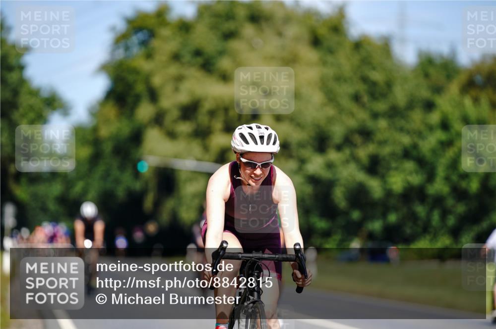 07.09.2025 - 19. Norderstedt Triathlon Michael Burmester http://msf.ph/oto/8842815 07.09.2025 12:56:46 Radfahren 265, 316, 327, 345 meine-sportfotos.de