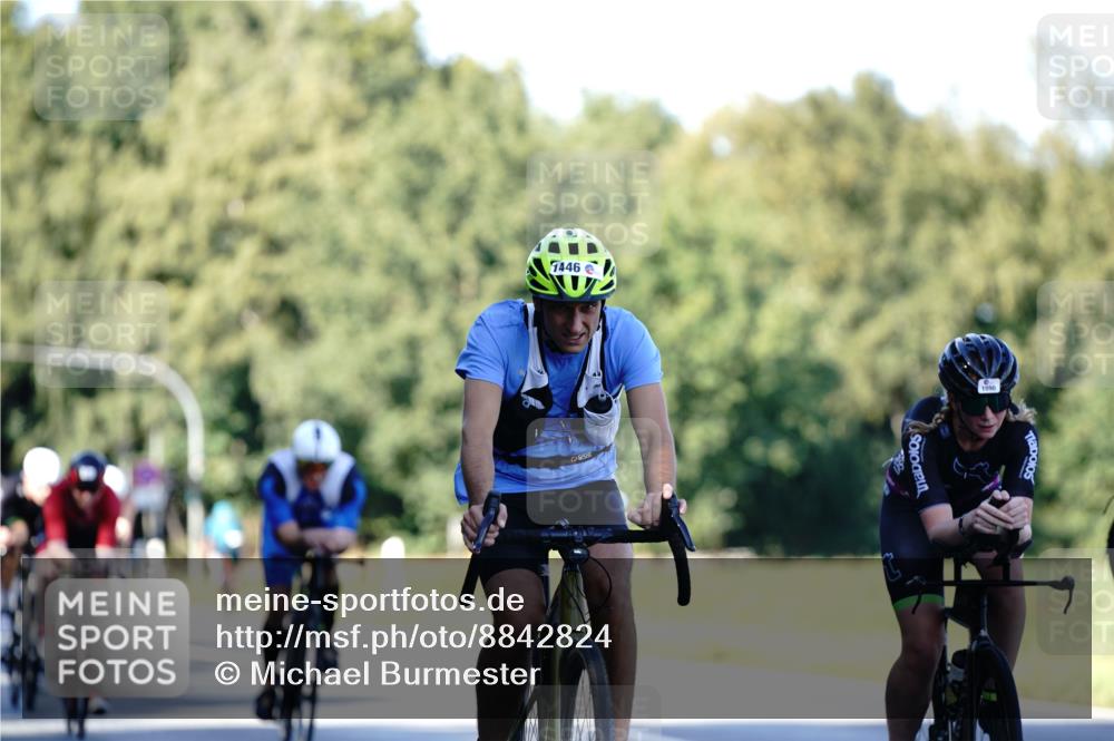 07.09.2025 - 19. Norderstedt Triathlon Michael Burmester http://msf.ph/oto/8842824 07.09.2025 15:51:40 Radfahren 390, 538, 550, 926, 1058, 1060, 1088, 1090, 1446, 1530, 1565 meine-sportfotos.de