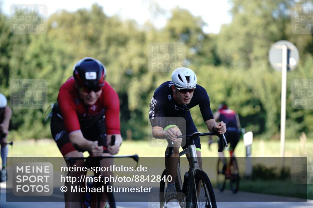 07.09.2025 - 19. Norderstedt Triathlon Michael Burmester http://msf.ph/oto/8842840 07.09.2025 15:51:42 Radfahren 390, 538, 550, 1058, 1060, 1088, 1090, 1446, 1530, 1565, 1595 meine-sportfotos.de