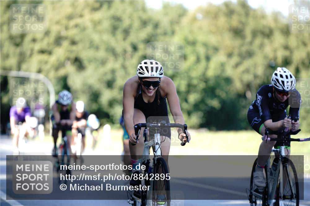 07.09.2025 - 19. Norderstedt Triathlon Michael Burmester http://msf.ph/oto/8842895 07.09.2025 15:51:58 Radfahren 408, 918, 1074, 1075, 1079, 1087, 1100, 1455, 1570, 1610 meine-sportfotos.de