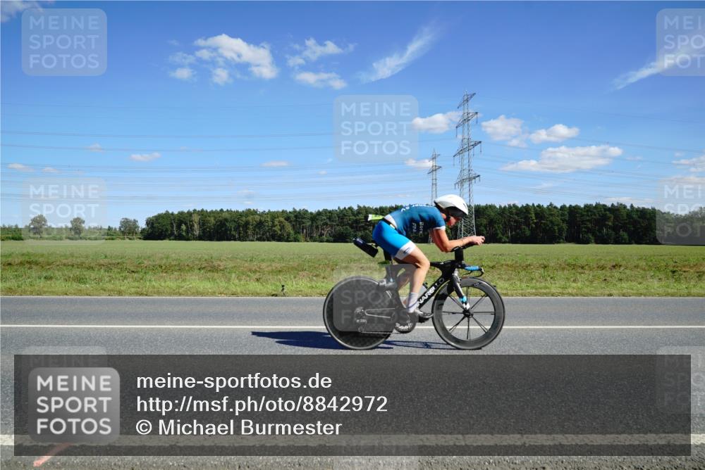 07.09.2025 - 19. Norderstedt Triathlon Michael Burmester http://msf.ph/oto/8842972 07.09.2025 14:41:30 Radfahren 373, 441, 905, 959, 963, 1434 meine-sportfotos.de
