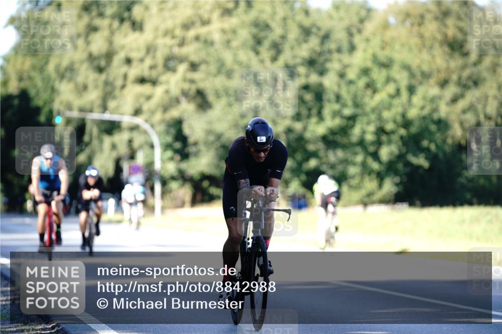 07.09.2025 - 19. Norderstedt Triathlon Michael Burmester http://msf.ph/oto/8842988 07.09.2025 15:52:25 Radfahren 951 meine-sportfotos.de