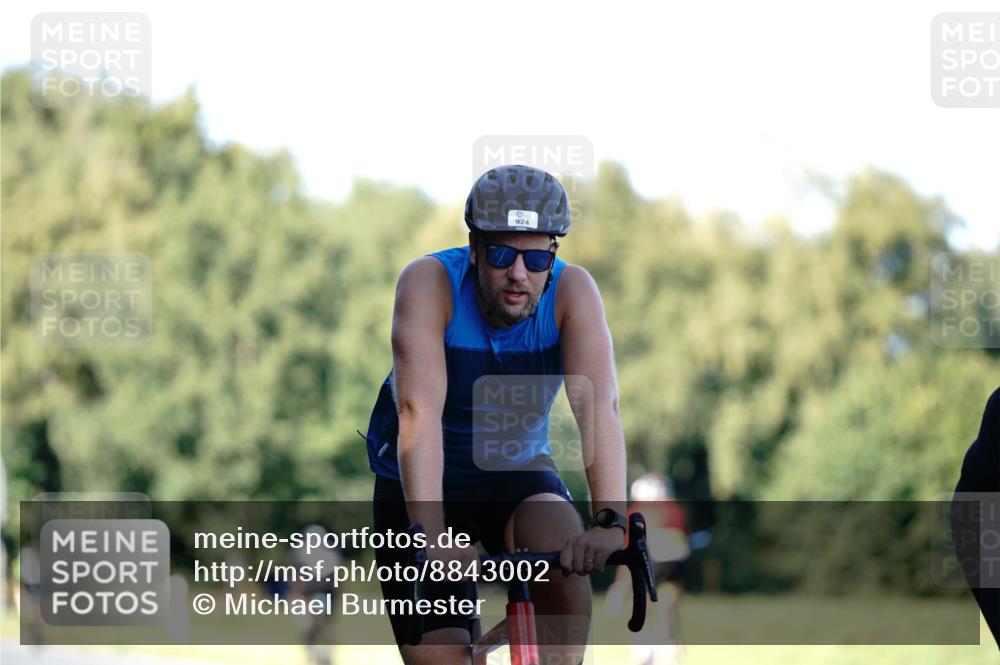 07.09.2025 - 19. Norderstedt Triathlon Michael Burmester http://msf.ph/oto/8843002 07.09.2025 15:52:29 Radfahren 924, 951, 1479 meine-sportfotos.de