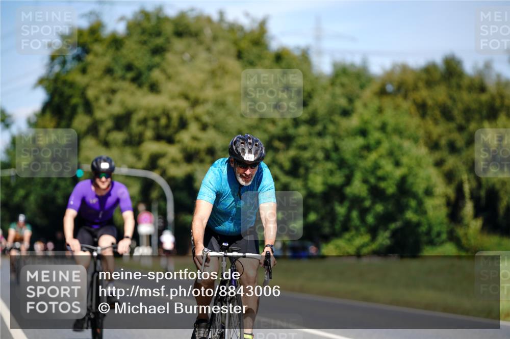 07.09.2025 - 19. Norderstedt Triathlon Michael Burmester http://msf.ph/oto/8843006 07.09.2025 12:57:31 Radfahren 298, 328, 1352 meine-sportfotos.de