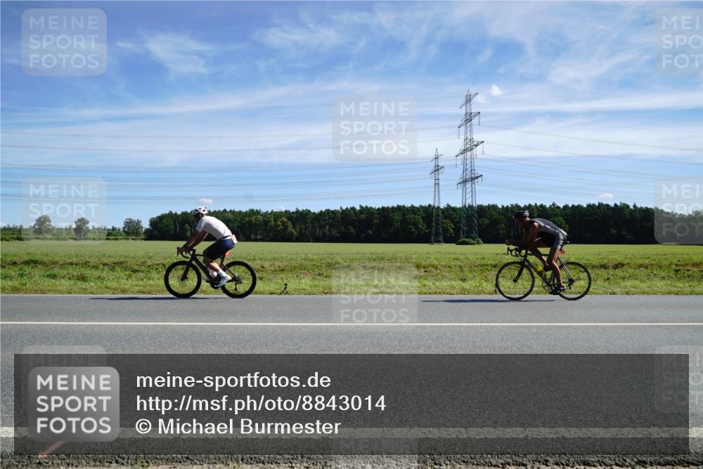 07.09.2025 - 19. Norderstedt Triathlon Michael Burmester http://msf.ph/oto/8843014 07.09.2025 12:35:34 Radfahren 189, 1297 meine-sportfotos.de